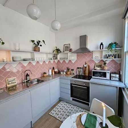 Beautiful And Spacious Flat Londen Buitenkant foto