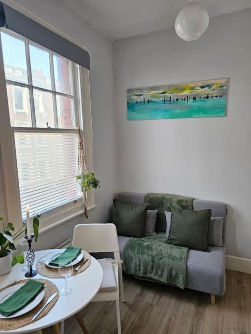 Beautiful And Spacious Flat Londen Buitenkant foto