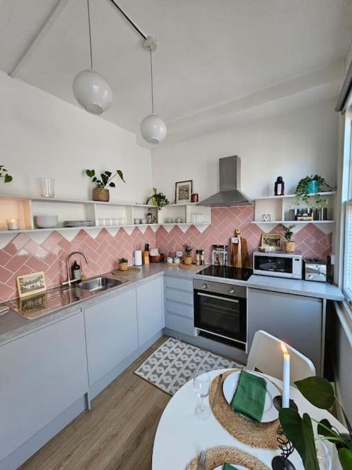 Beautiful And Spacious Flat Londen Buitenkant foto